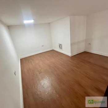 Conjunto Comercial em Praia Grande, bairro Ocian