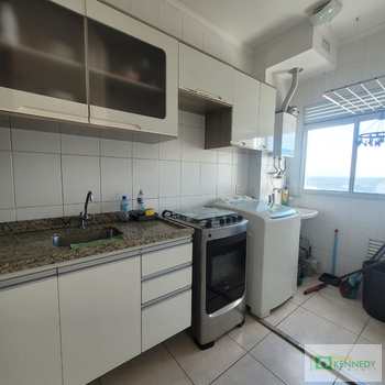 Apartamento em Praia Grande, bairro Ocian