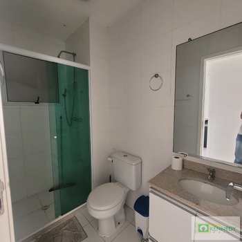 Apartamento em Praia Grande, bairro Ocian