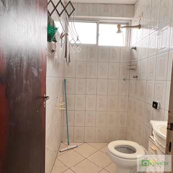 Kitnet em Praia Grande, bairro Ocian