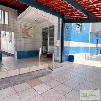 Kitnet em Praia Grande, bairro Ocian