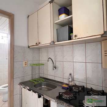 Kitnet em Praia Grande, bairro Ocian