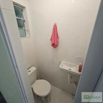 Sobrado em Praia Grande, bairro Antártica