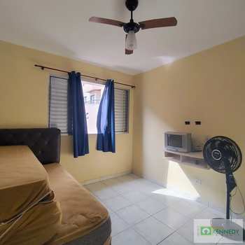 Apartamento em Praia Grande, bairro Tupi