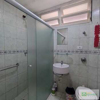 Apartamento em Praia Grande, bairro Tupi