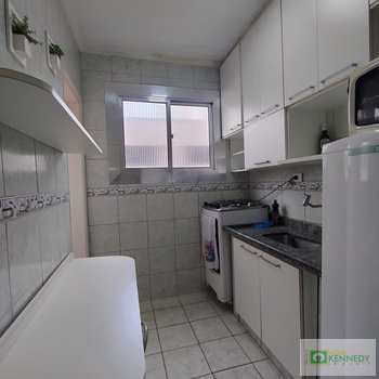 Apartamento em Praia Grande, bairro Tupi