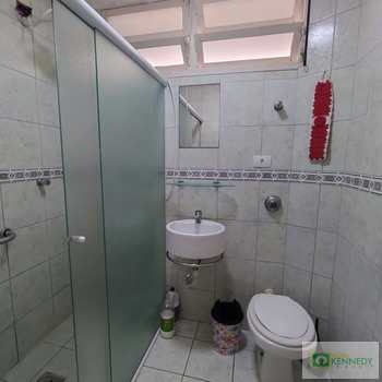 Apartamento em Praia Grande, bairro Tupi