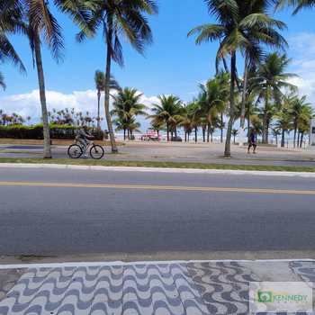 Apartamento em Praia Grande, bairro Aviação