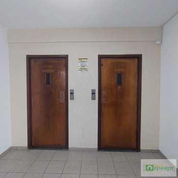 Apartamento em Praia Grande, bairro Aviação