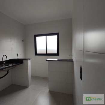 Casa de Condomínio em Praia Grande, bairro Melvi