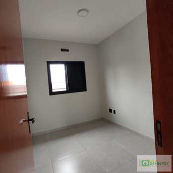 Casa de Condomínio em Praia Grande, bairro Melvi