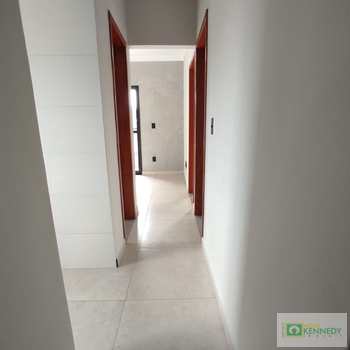 Casa de Condomínio em Praia Grande, bairro Melvi