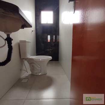 Casa de Condomínio em Praia Grande, bairro Melvi