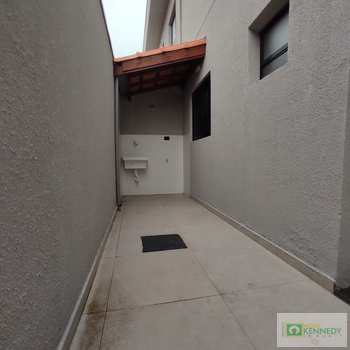 Casa de Condomínio em Praia Grande, bairro Melvi