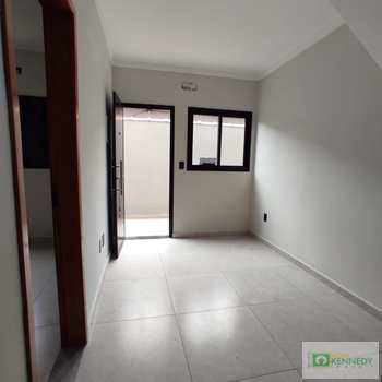 Casa de Condomínio em Praia Grande, bairro Melvi