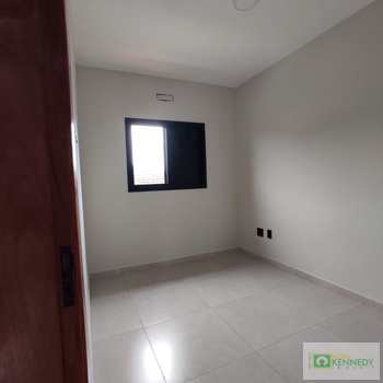 Casa de Condomínio em Praia Grande, bairro Melvi