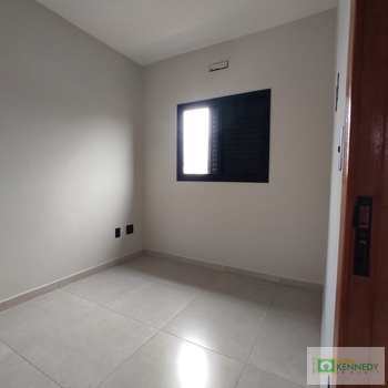 Casa de Condomínio em Praia Grande, bairro Melvi