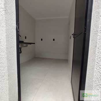 Casa de Condomínio em Praia Grande, bairro Melvi