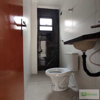 Casa de Condomínio em Praia Grande, bairro Melvi