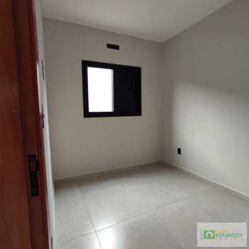 Casa de Condomínio em Praia Grande, bairro Melvi