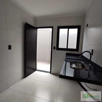 Casa de Condomínio em Praia Grande, bairro Melvi