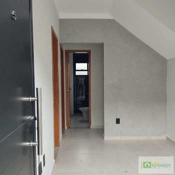 Casa de Condomínio em Praia Grande, bairro Melvi