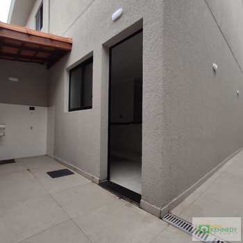 Casa de Condomínio em Praia Grande, bairro Melvi