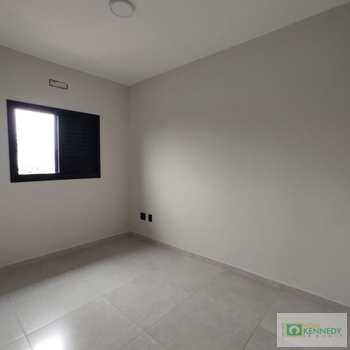 Casa de Condomínio em Praia Grande, bairro Melvi