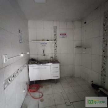 Galpão em Praia Grande, bairro Ocian