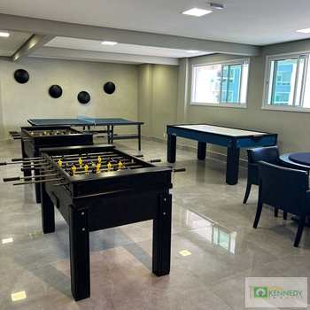 Apartamento em Praia Grande, bairro Ocian