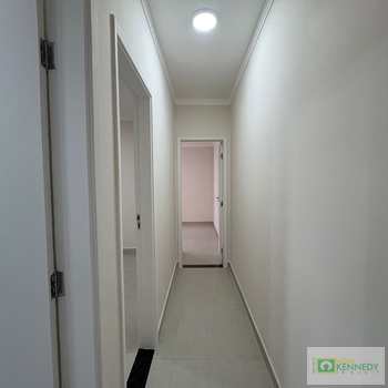 Apartamento em Praia Grande, bairro Boqueirão