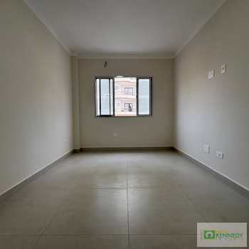 Apartamento em Praia Grande, bairro Boqueirão