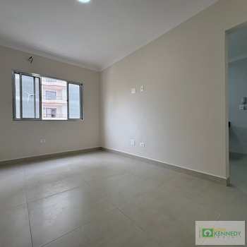 Apartamento em Praia Grande, bairro Boqueirão