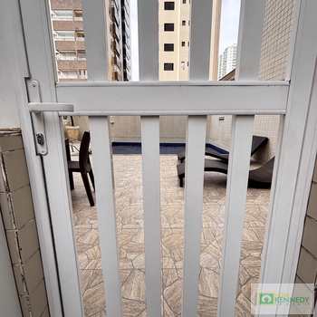 Apartamento em Praia Grande, bairro Aviação