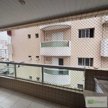 Apartamento em Praia Grande, bairro Guilhermina