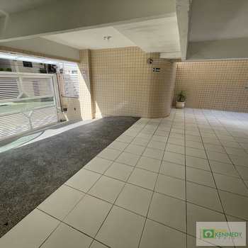 Apartamento em Praia Grande, bairro Guilhermina