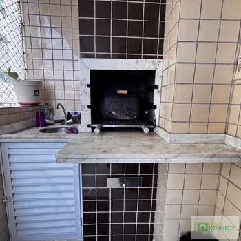 Apartamento em Praia Grande, bairro Guilhermina