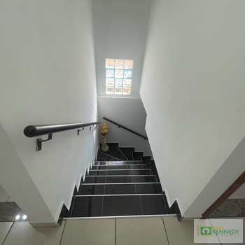 Sobrado em Praia Grande, bairro Guilhermina