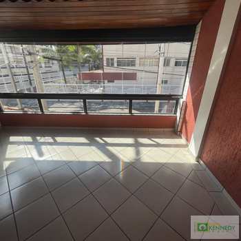 Sobrado em Praia Grande, bairro Guilhermina