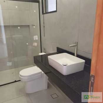 Casa em Praia Grande, bairro Tupi