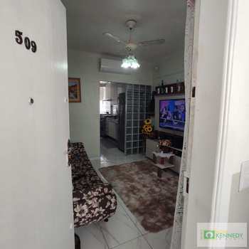 Apartamento em Praia Grande, bairro Ocian