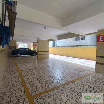 Apartamento em Praia Grande, bairro Tupi