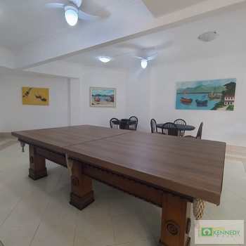 Apartamento em Praia Grande, bairro Tupi