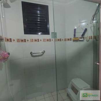 Apartamento em Praia Grande, bairro Tupi