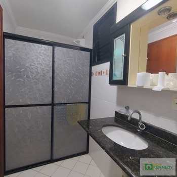 Apartamento em Praia Grande, bairro Tupi