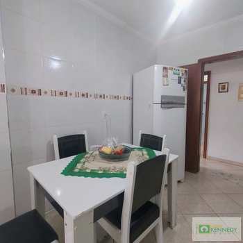 Apartamento em Praia Grande, bairro Tupi