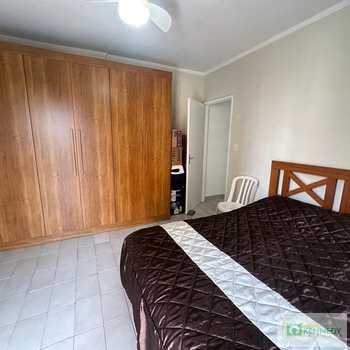 Apartamento em Praia Grande, bairro Ocian