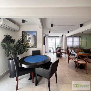 Apartamento em Praia Grande, bairro Guilhermina