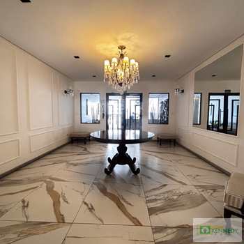 Apartamento em Praia Grande, bairro Guilhermina