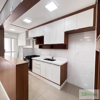 Apartamento em Praia Grande, bairro Guilhermina